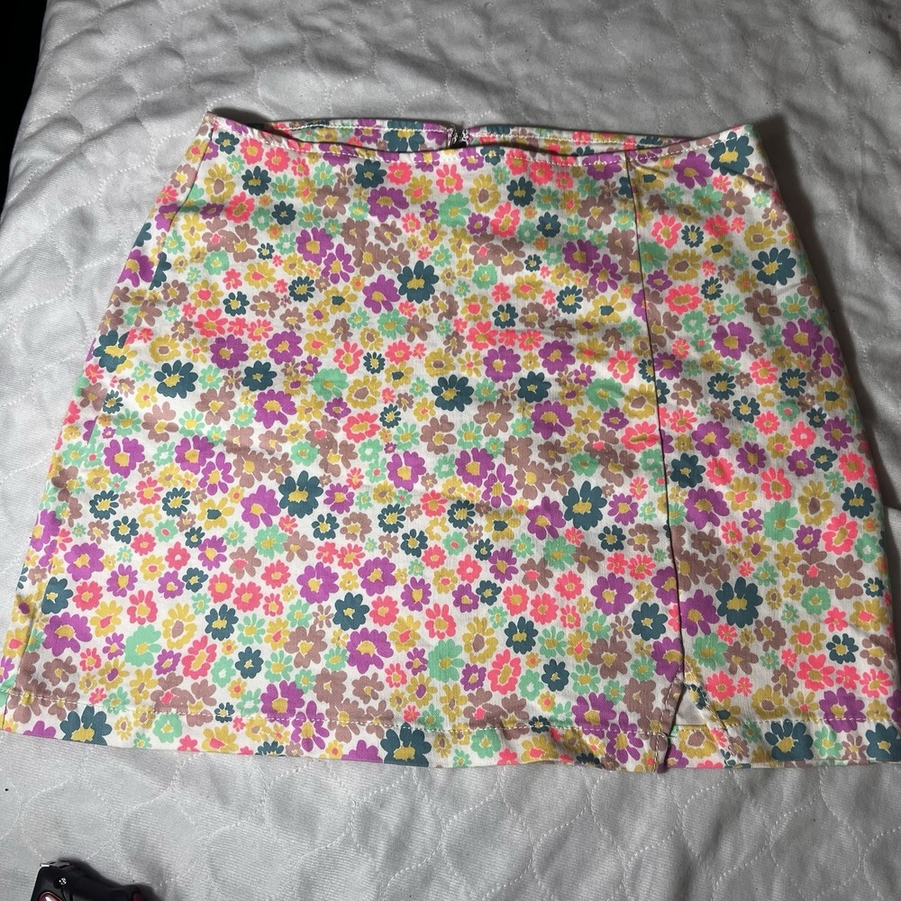 Wild Fable Skirt Size 10 Bright Colorful Floral Juniors